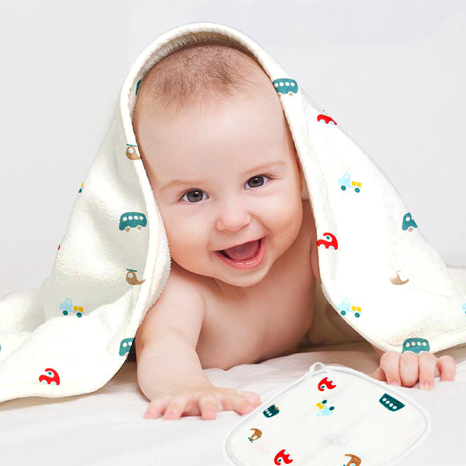 littleland Organic Muslin Cotton Baby Swaddle Wrap Blanket and WashCloth Towel Combo Set | Swaddle Size 110 x 110 cm, Wash Cloth Size-30X30 cm | Newborn Baby Essentials (Car,Red)