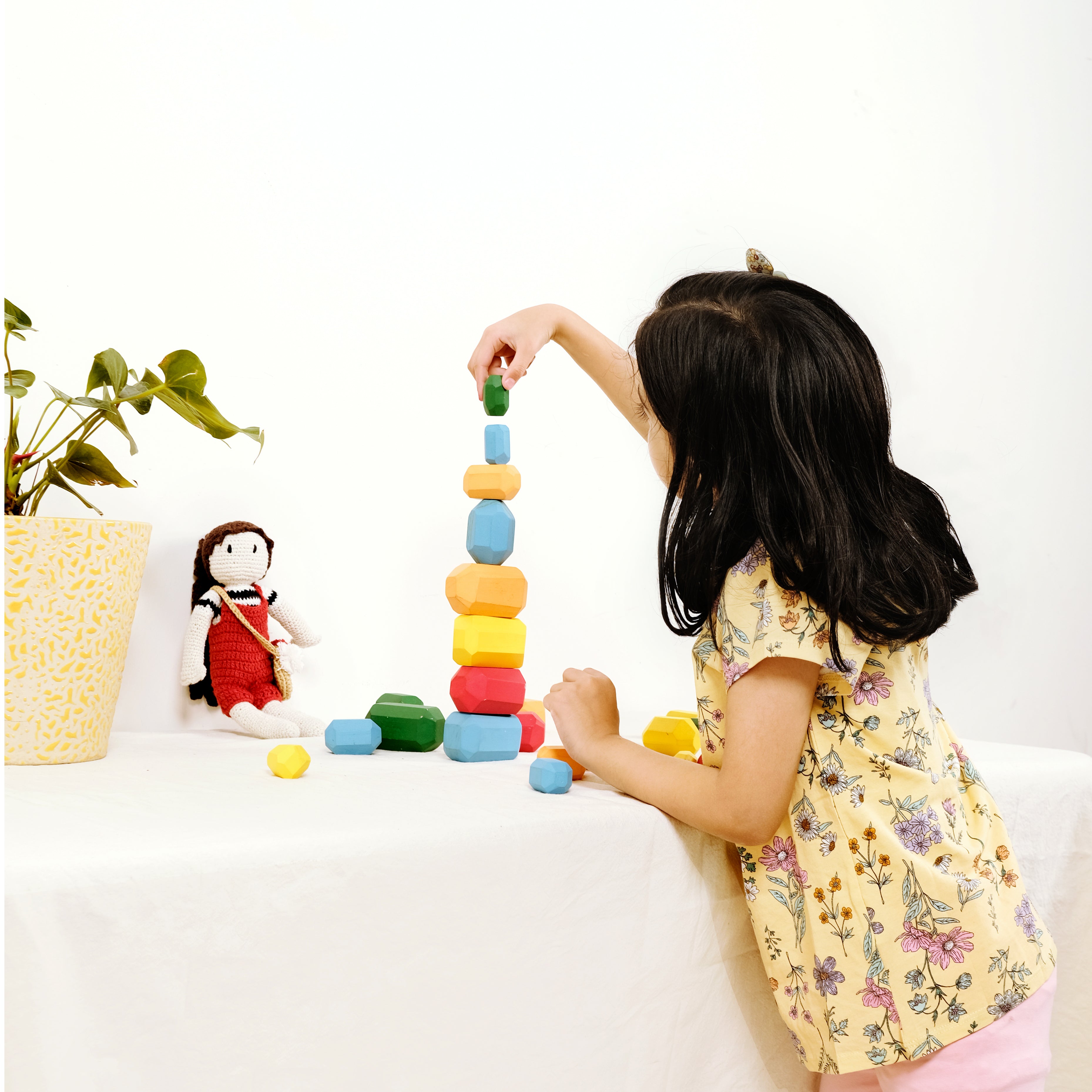 25 Pcs Wooden Sorting Stacking Rocks, Age 2+